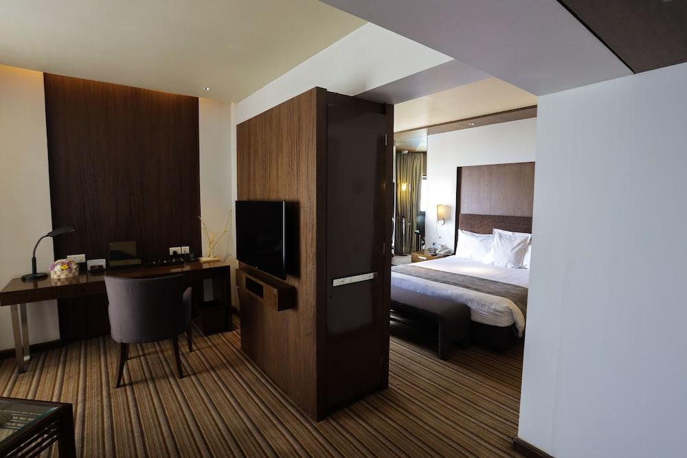 Welcomhotel By Itc Hotels, Devee Grand Bay, Visakhapatnam Exterior photo