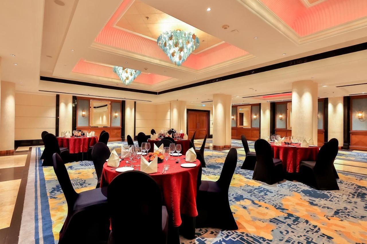 Welcomhotel By Itc Hotels, Devee Grand Bay, Visakhapatnam Exterior photo