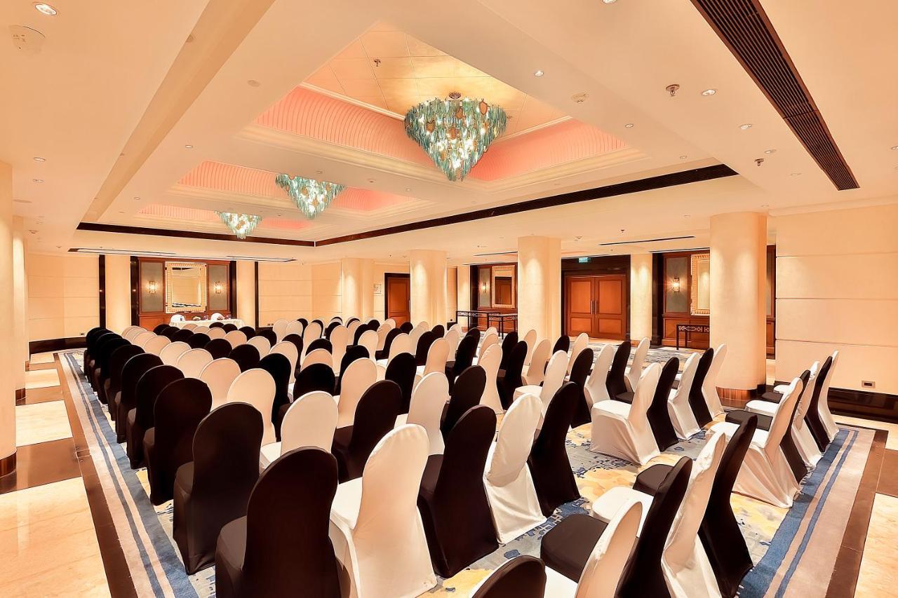 Welcomhotel By Itc Hotels, Devee Grand Bay, Visakhapatnam Exterior photo