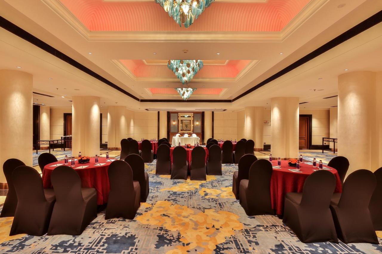 Welcomhotel By Itc Hotels, Devee Grand Bay, Visakhapatnam Exterior photo