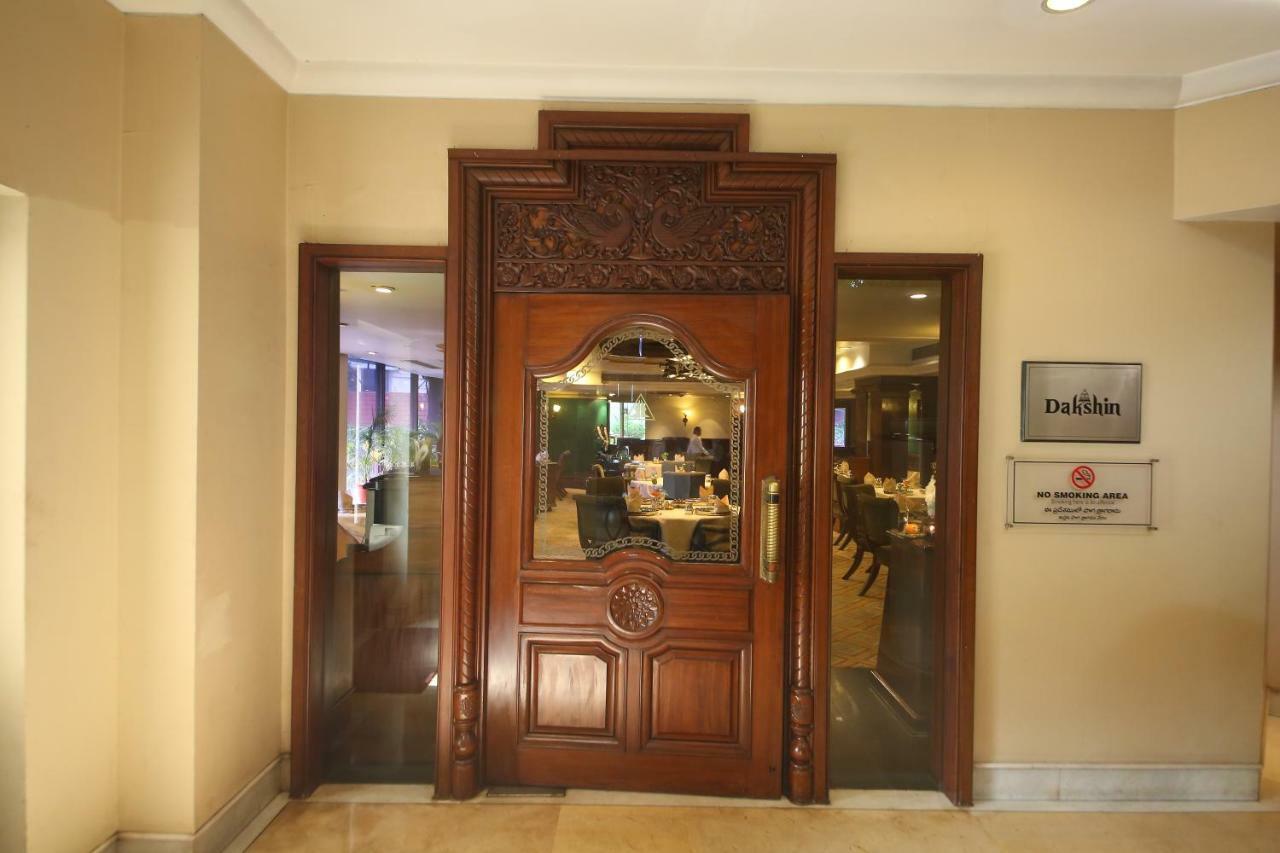 Welcomhotel By Itc Hotels, Devee Grand Bay, Visakhapatnam Exterior photo